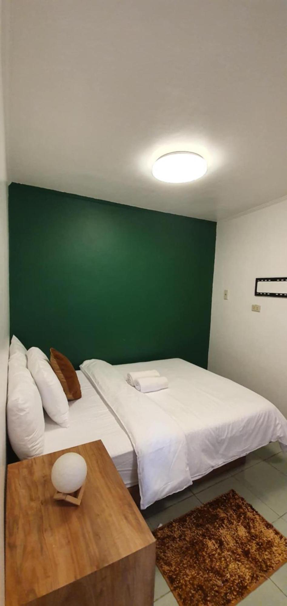 Aj Tourist Inn Coron Exterior photo