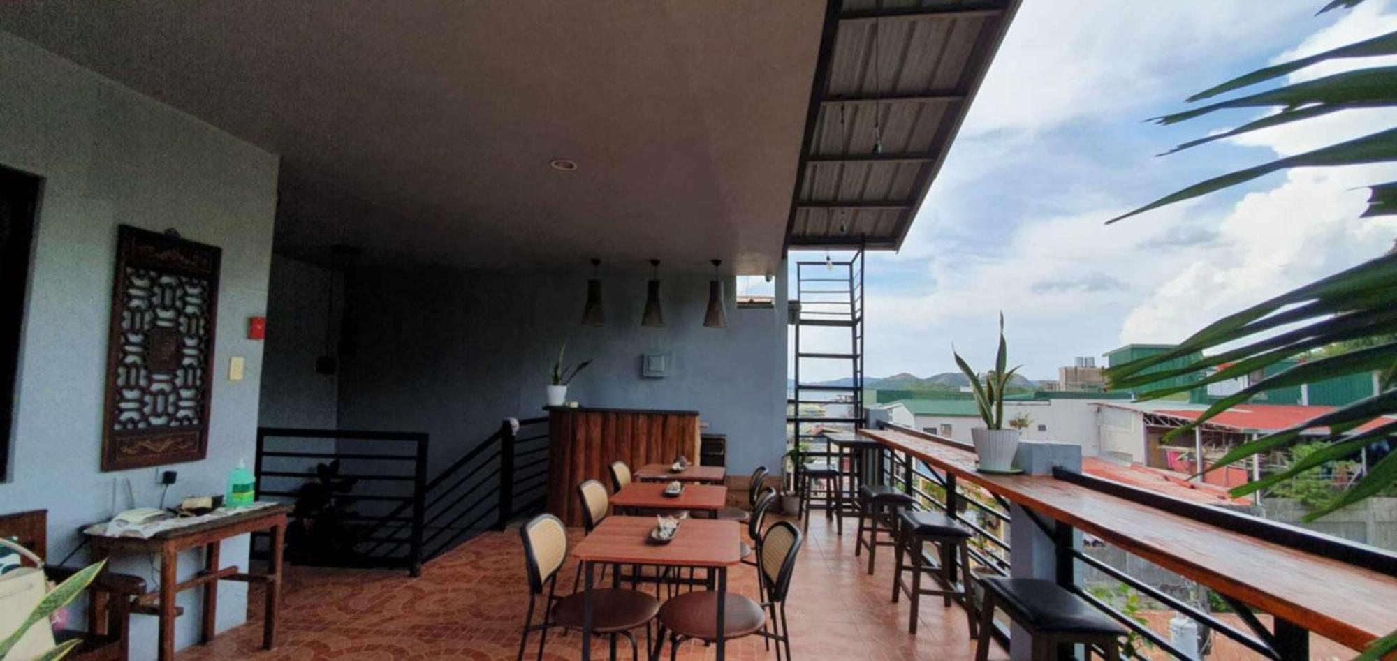 Aj Tourist Inn Coron Exterior photo